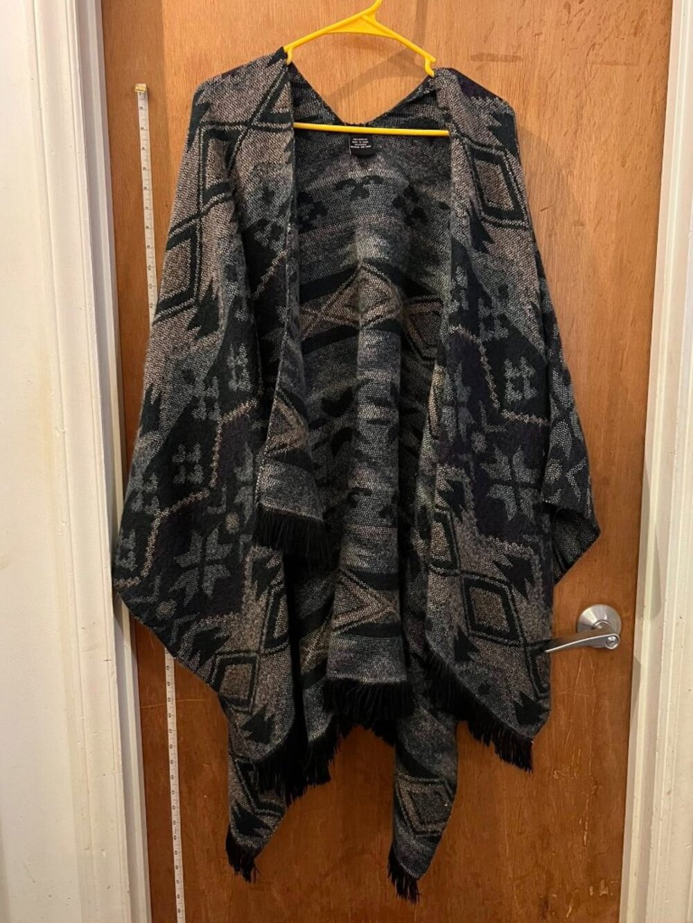 OSFA - Dark Tone Sweater Poncho